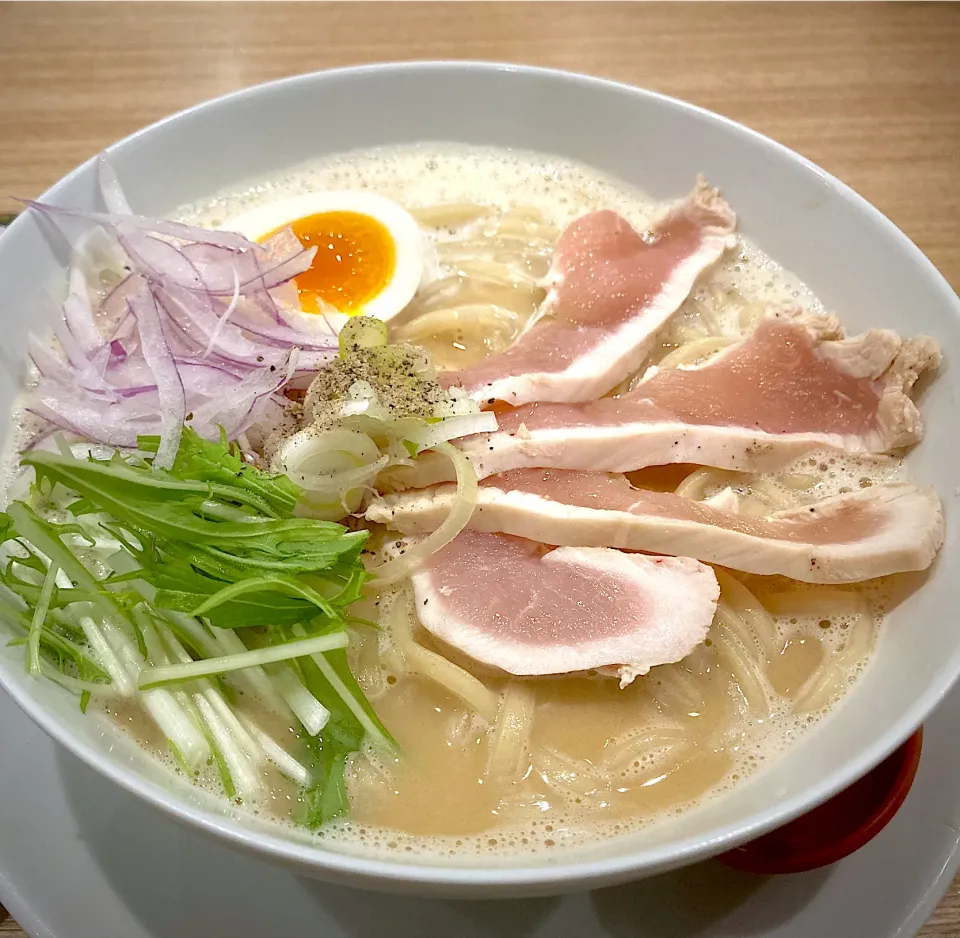 鶏白湯ラーメン（麺大盛無料）🍜|ゆうじ.さん