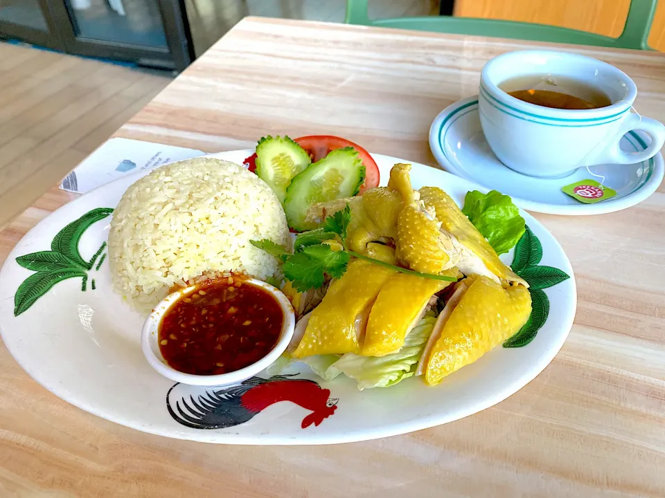 Hainanese boneless chicken, lemongrass and verbena tea|skyblueさん