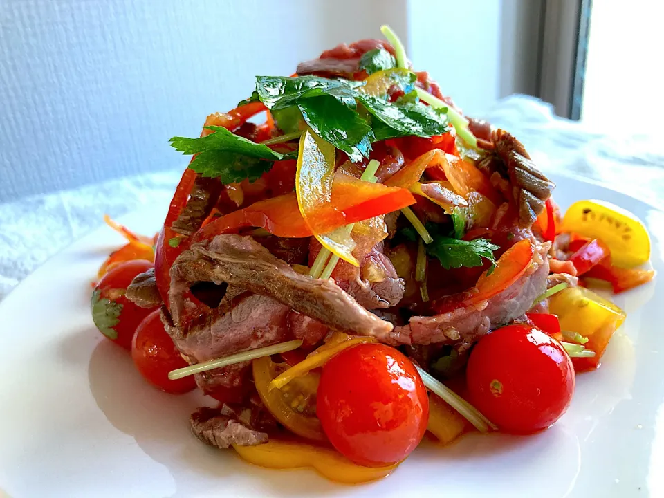 ＊ローストビーフのエスニックサラダ🥗＊|＊抹茶＊さん