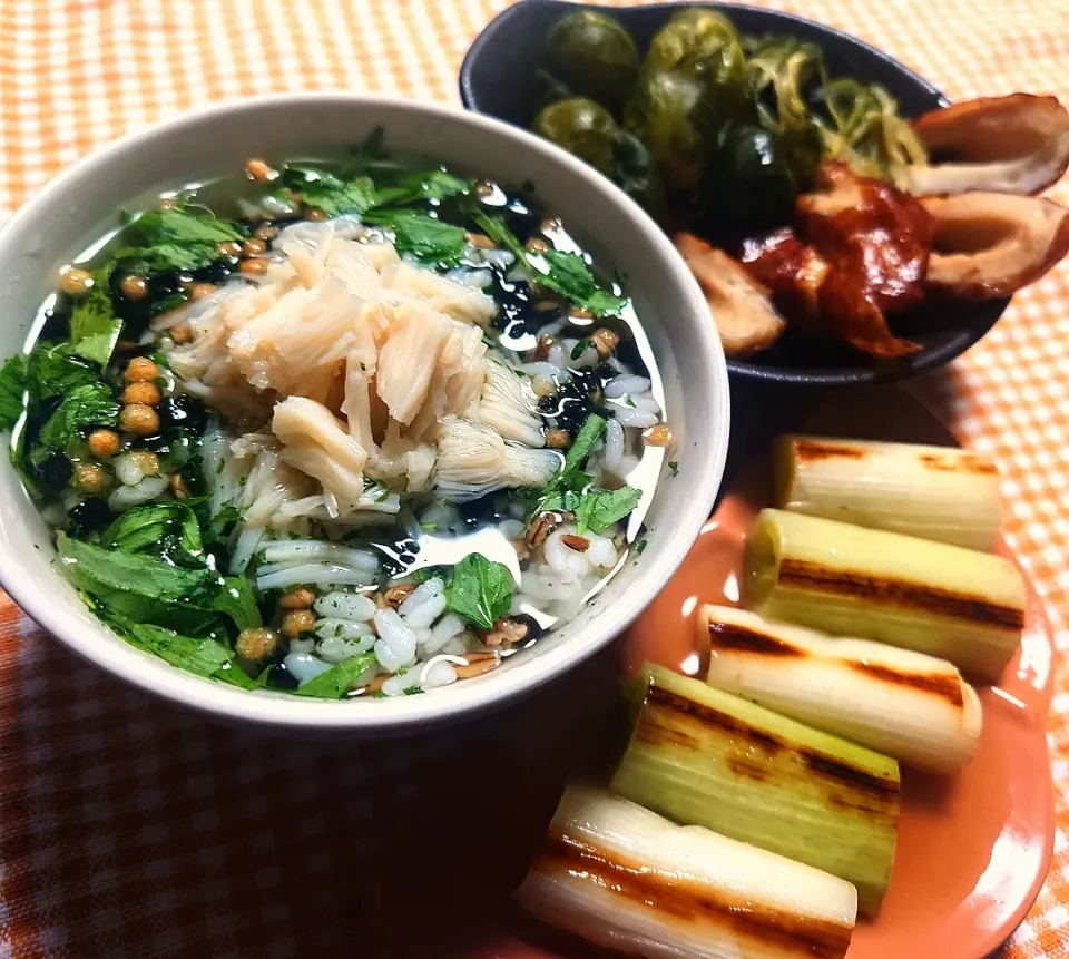 七草粥(帆立貝柱ﾄﾞｰﾝｯ)
旬野菜×ちくわ醤油煮
長葱だし焼き|マギーさん