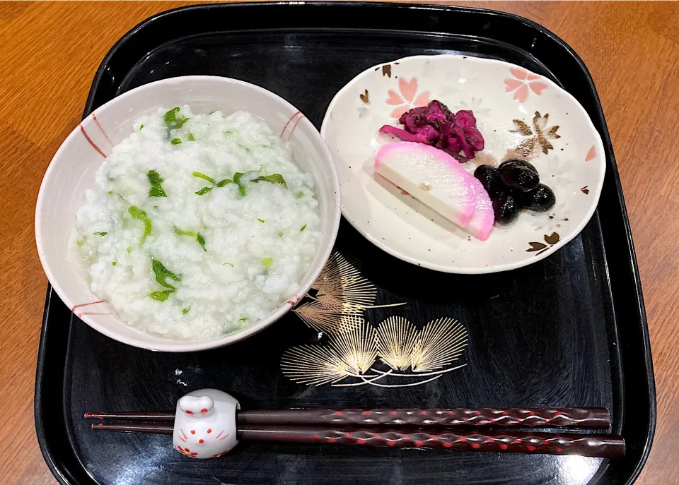 七草粥で朝ご飯　🍚|sakuramochiさん