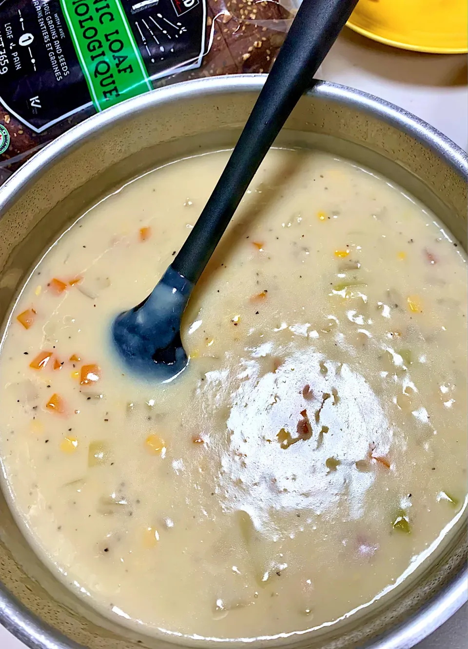 Wintertime Warmth; Super Creamy Vegetable Soup|gonbenさん