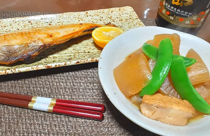 大根と厚揚げ炊いたん
焼きほっけ🐟|びせんさん