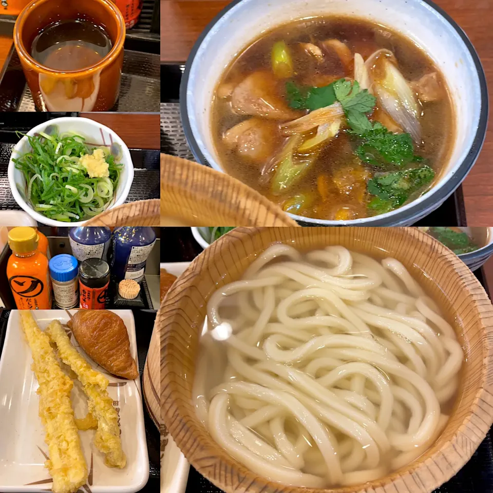 Snapdishの料理写真:鴨つけ汁うどん　細竹天　ごぼう天　いなり|るみおんさん