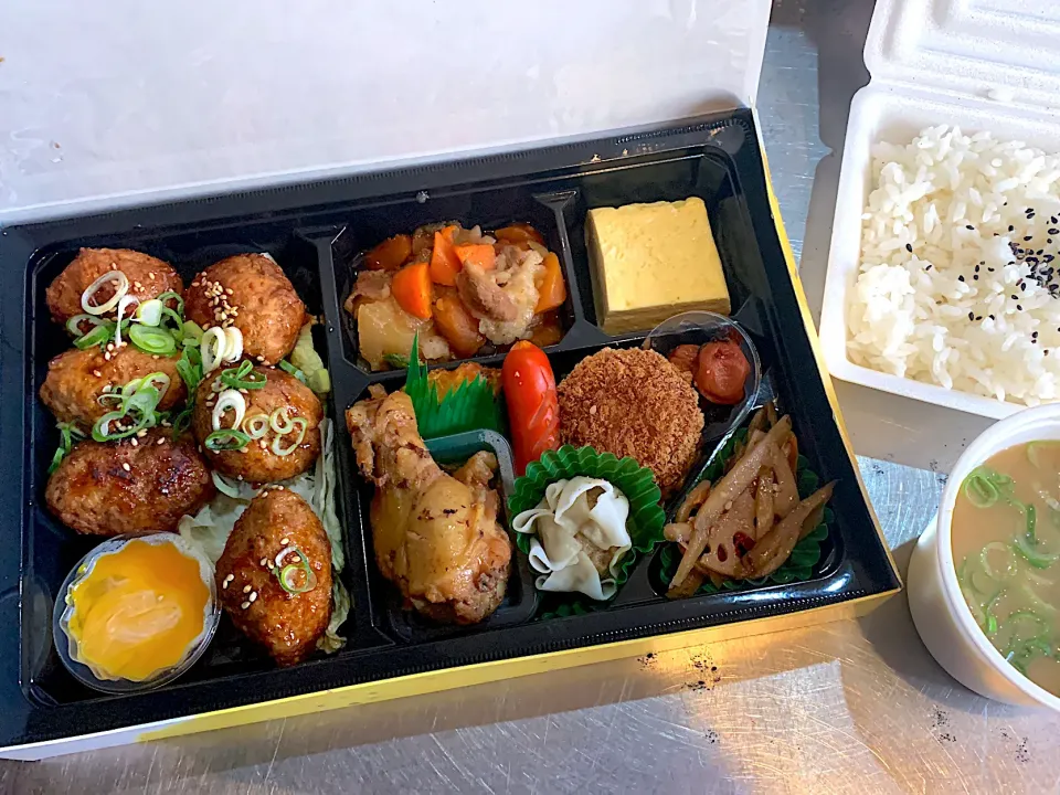 つくね(６個)弁当¥700|立花和美さん