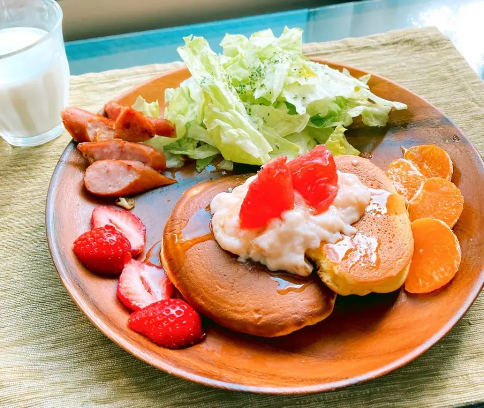 ホットケーキで朝食を|花玉子さん