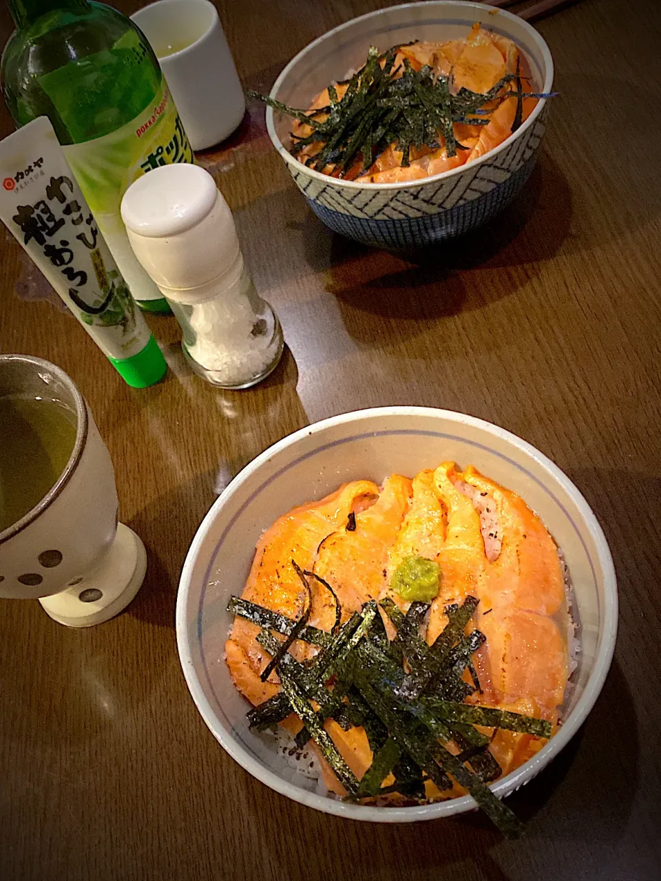 炙りサーモン丼　煎茶|ch＊K*∀o(^^*)♪さん