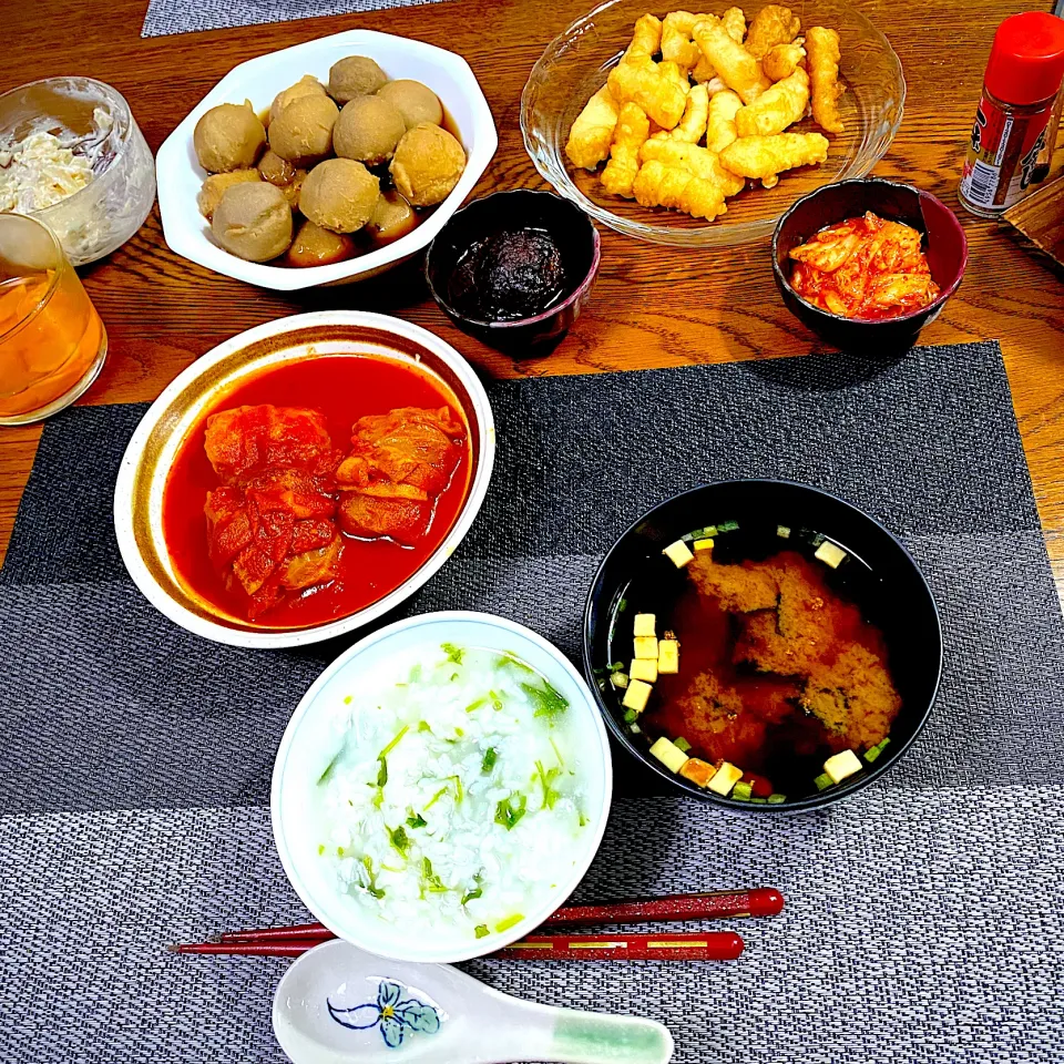 Snapdishの料理写真:七草粥、ロールキャベツ、里芋煮っ転がし、フライドポテト、味噌汁、ほうれん草炒め|yakinasuさん