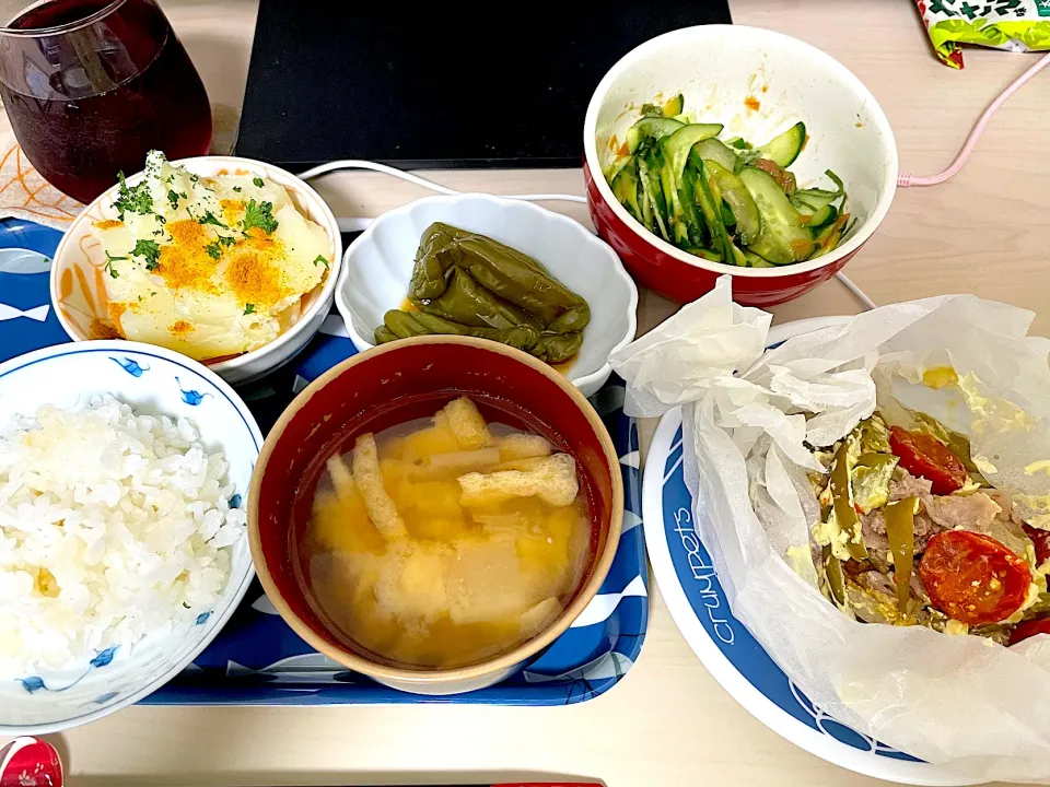 【炊飯器】豚肉の包み蒸しの晩ごはん【四品同時調理】|4jemさん