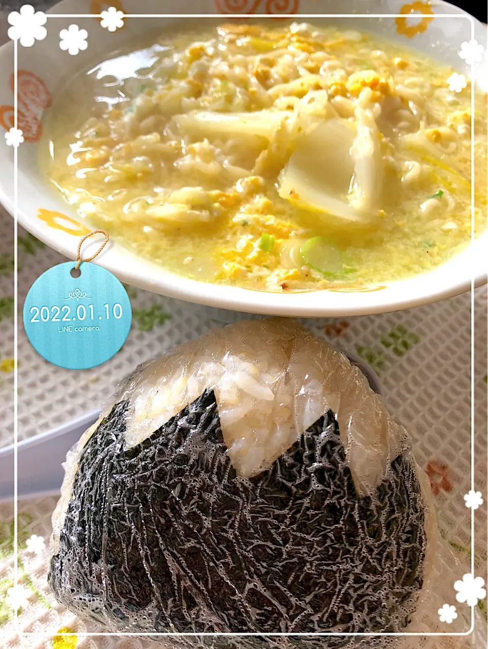 Snapdishの料理写真:塩ラーメン🍜✨✨😆|harutomomamaさん