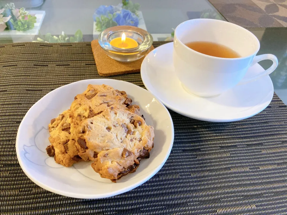 チョコチップクッキー！初めてのお菓子作り🍪|やまなさん