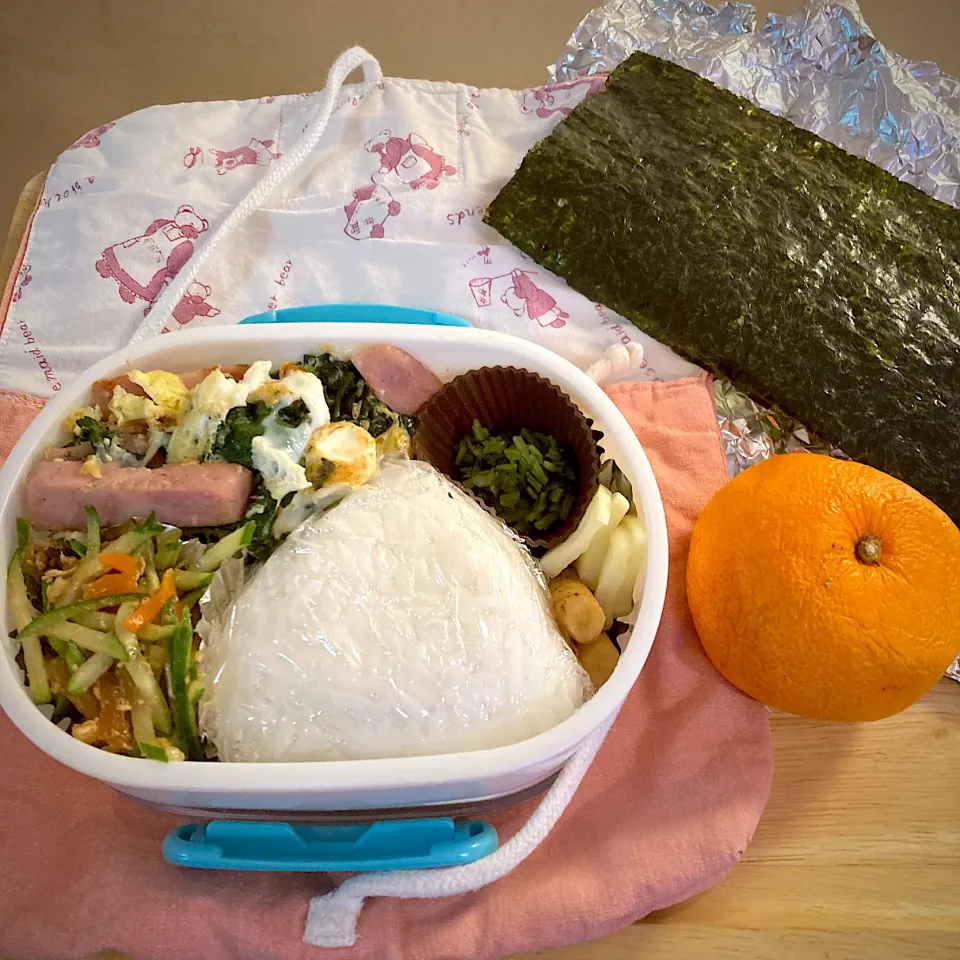 Snapdishの料理写真:数年ぶり　自分弁当！|momo2067さん