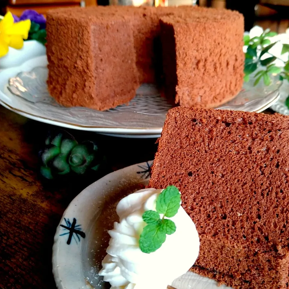 🔰ノンオイルのチョコレートシフォンケーキ🍫断面〜|とまと🍅さん