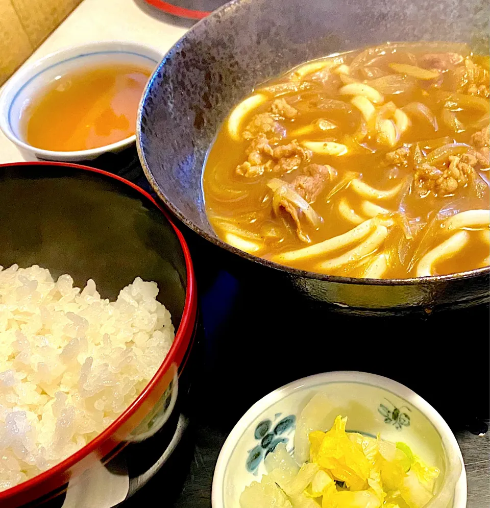 湯気の上がったカレーうどん|にゃあ（芸名）さん