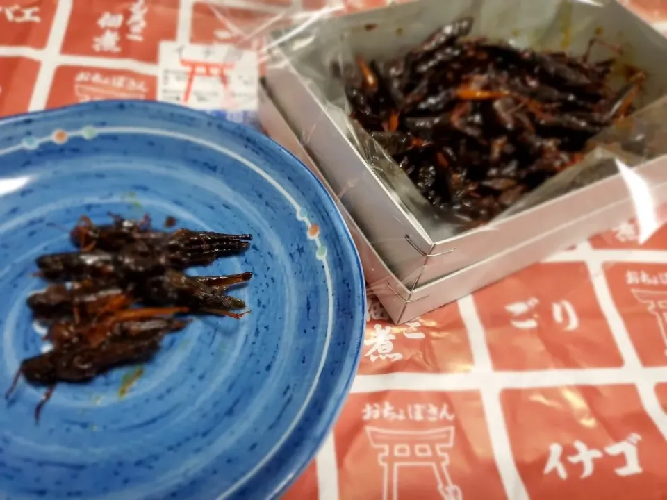 イナゴの佃煮🦗|みよぱさん