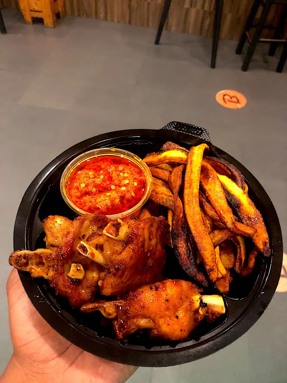 Fried Plantain (Dodo), Pepper Sauce & Grilled Turkey.|chef.rejさん