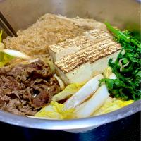Put my SUKIYAKI with thinly sliced beef loin, broiled firm tofu, konjac noodles and watercress.