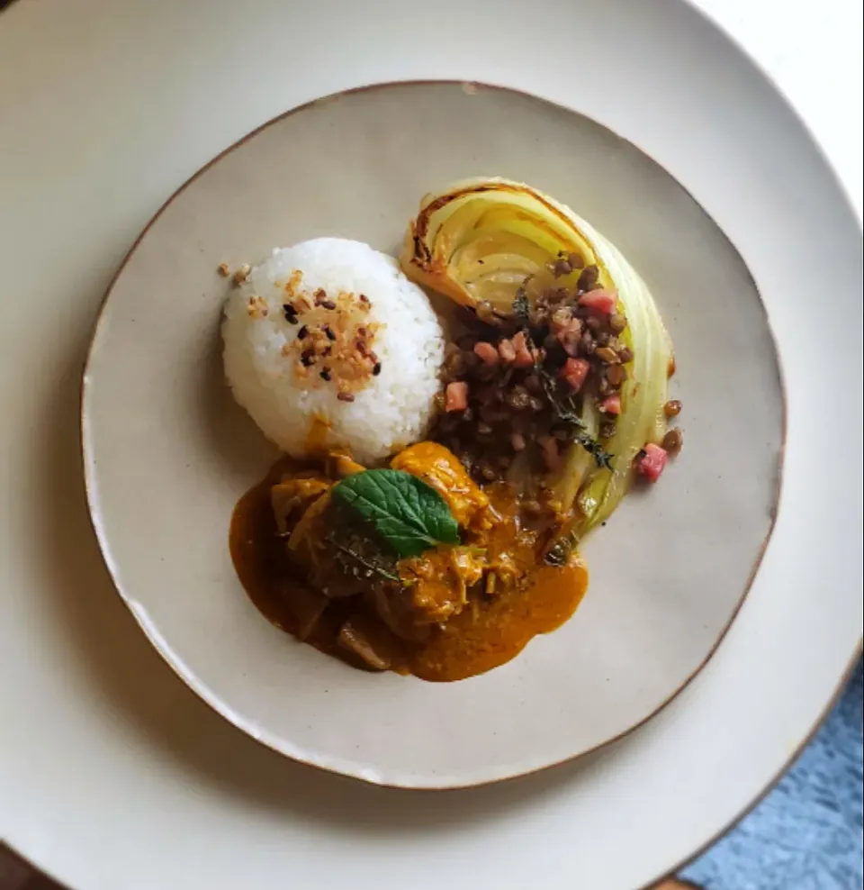 白菜ステーキ＆タンドリー風鶏もも肉のバターココナッツカレー煮込み|mi_neneco♪さん