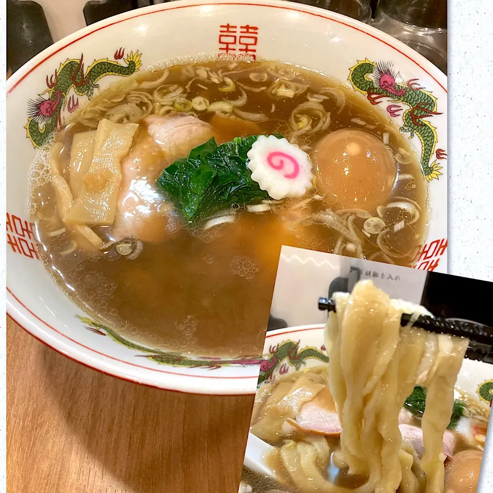 Snapdishの料理写真:醤油ラーメン味玉付き@MENクライ(浜松町)|yoooochanさん