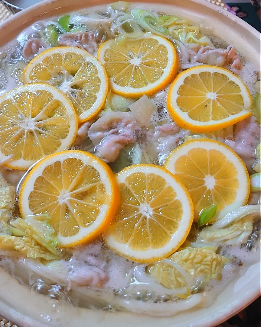 レモン鍋で夕ご飯🍴|ポチさん