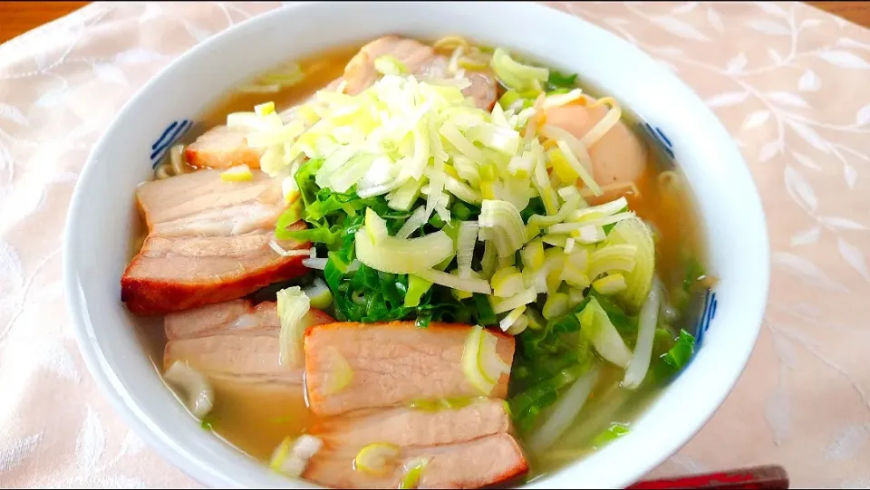 1/13のお昼ごはん
マルちゃん正麺塩で
野菜たっぷりラーメン🍜|卯月さん