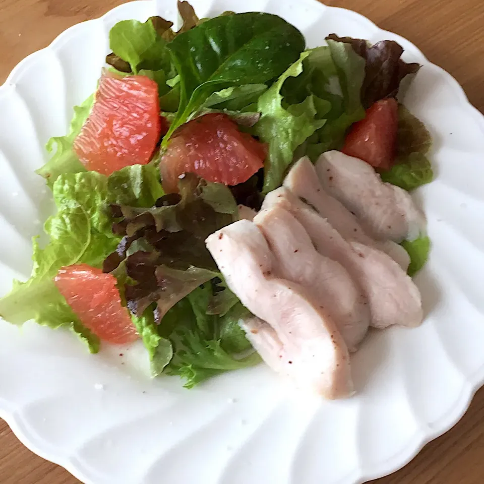 鶏ハムサラダ🥗|かろやんさん