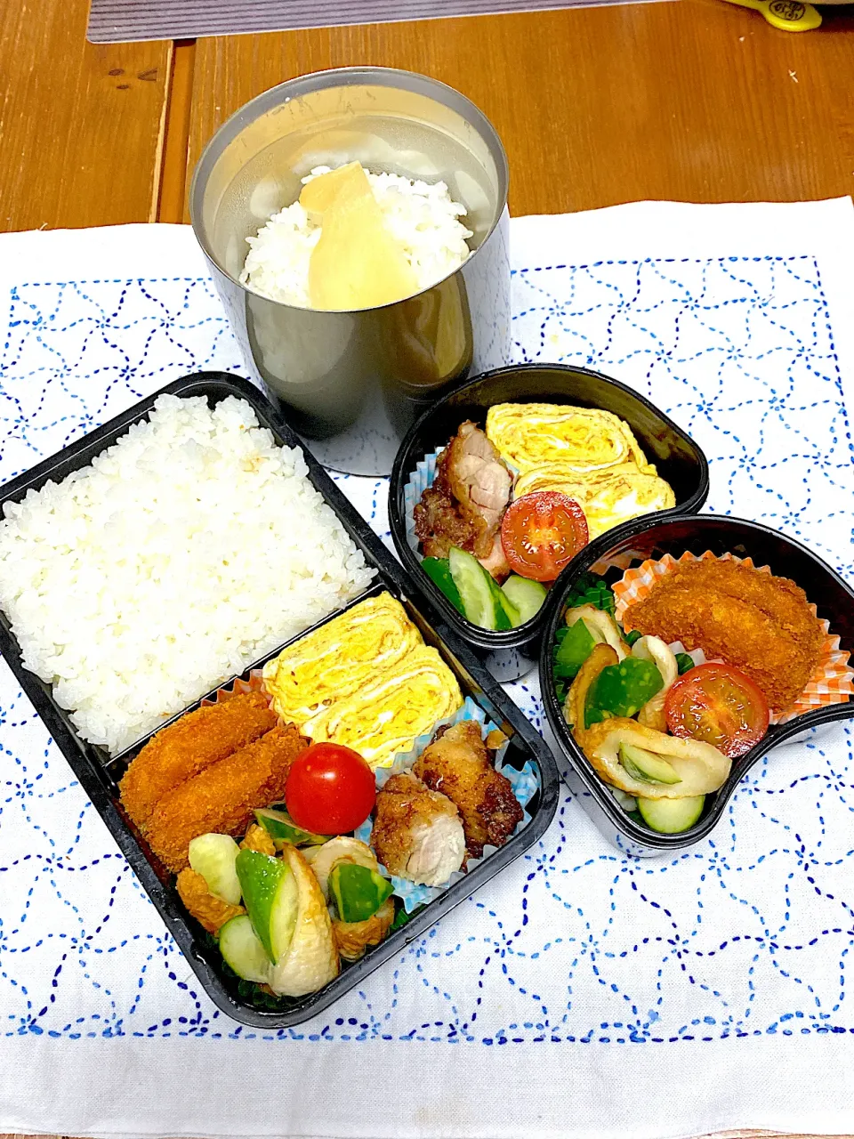 Snapdishの料理写真:1月14日金曜日コロッケ弁当|アッキーさん