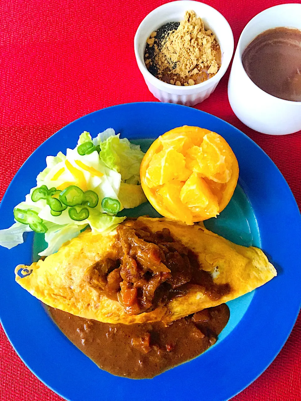 オムライスとスパイスチキンカレー🍛|HAMI69さん