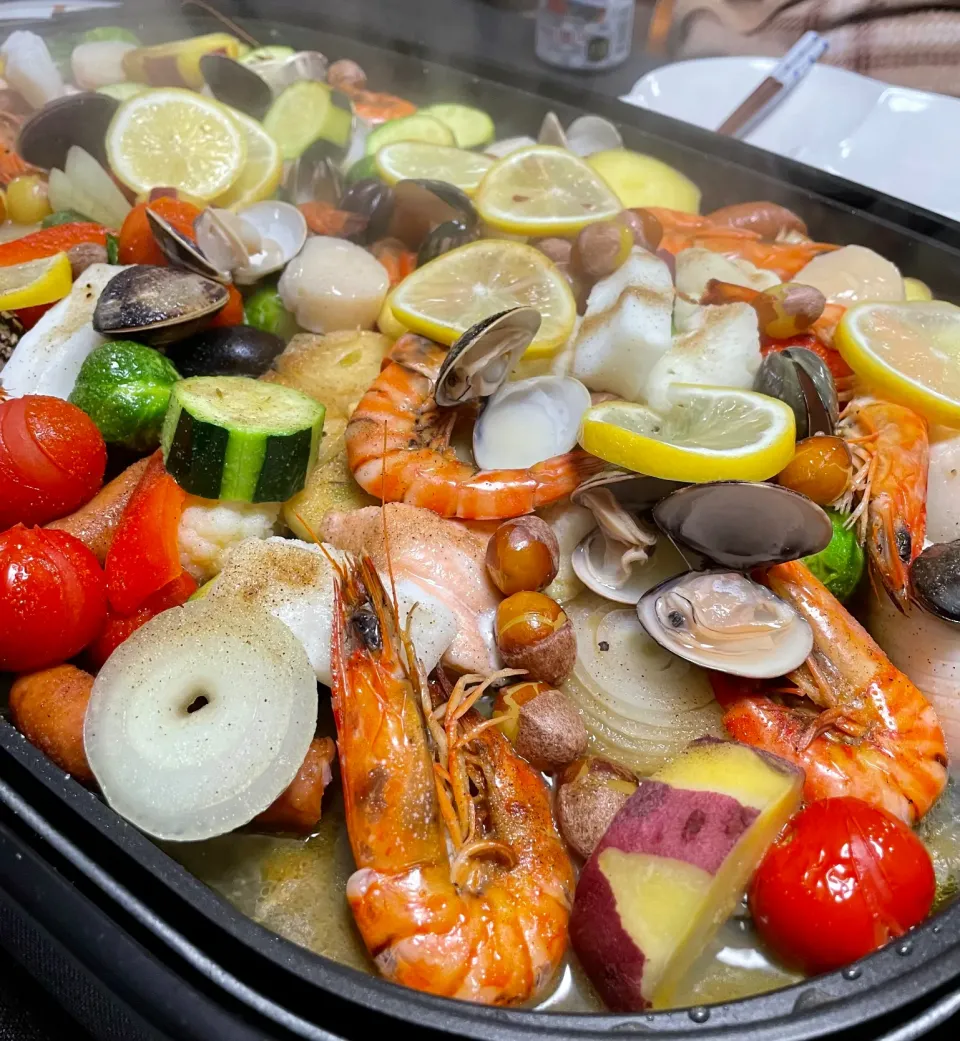 ホットプレートで魚菜焼き！|樋口欣弥さん