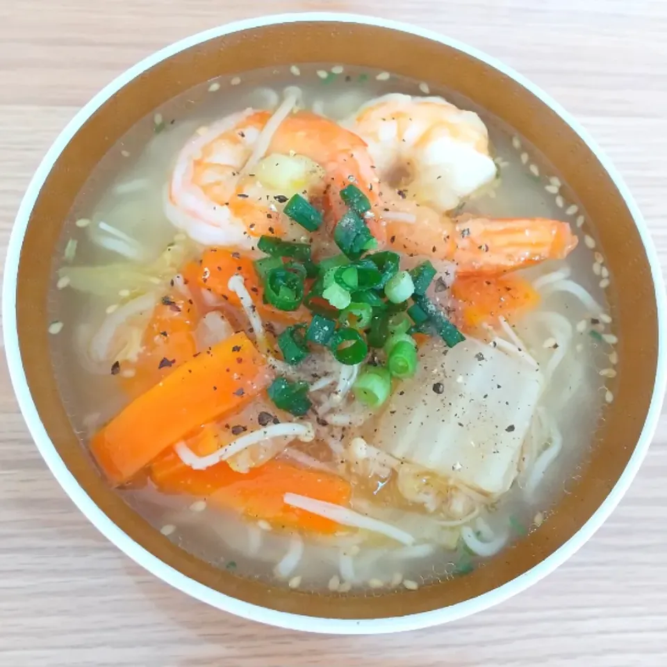 エビ野菜あんかけ塩ラーメン|みんさん