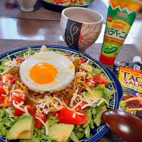 「ＭＣ　タコソース」を使ってみたSnapdishの料理・レシピ写真:休日ランチ☀️🍴

　タコライス