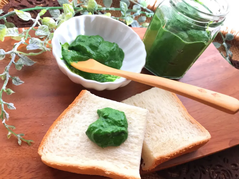 ほうれん草ペースト🌱🌱🌱|まなまな♡さん