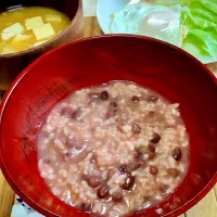 小正月❤️小豆粥❤️小豆を茹でた小豆汁は栄養豊富なので　茹でこぼさず　そのままお粥を炊きました😊|みずはらさん