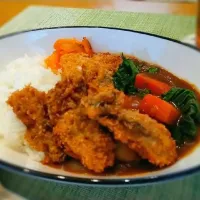 Snapdishの料理写真:平アジ🐟と牡蠣🦪のフライと菜の花🌱のカレー🍛|氷魚(ひお)さん