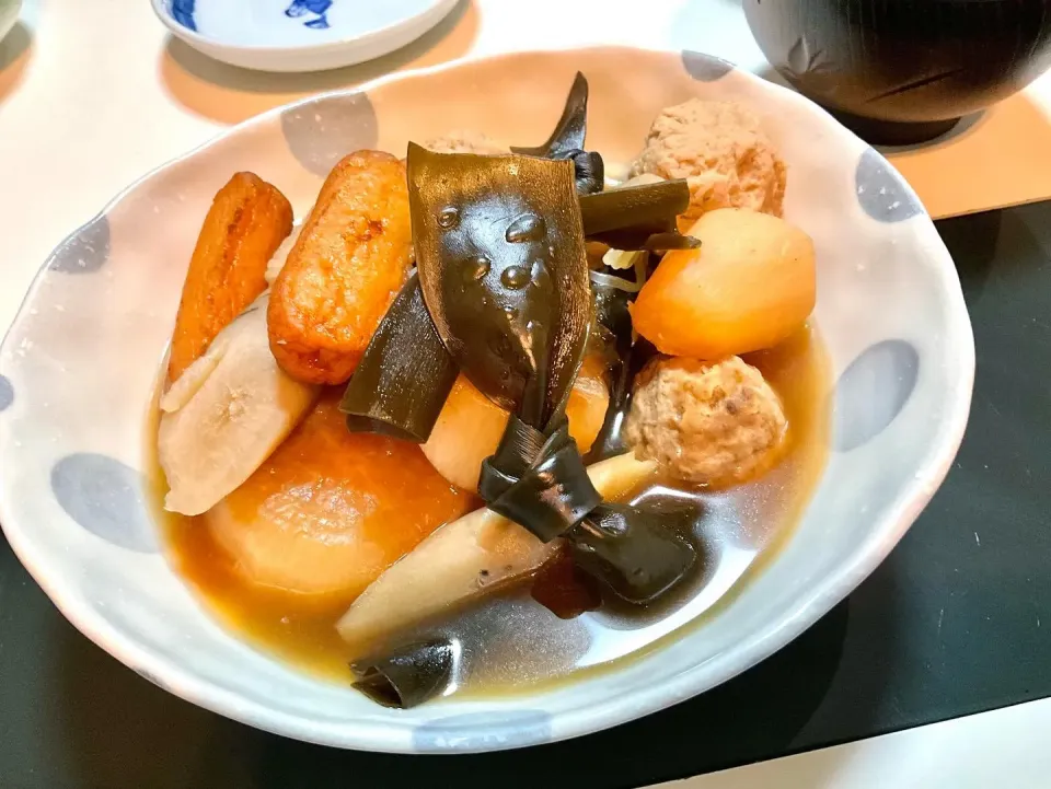 Snapdishの料理写真:さらに味が染みた昨日の残り物のおでん|Takeshi  Nagakiさん