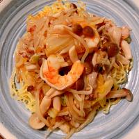 Stir fried noodles with thick sauce