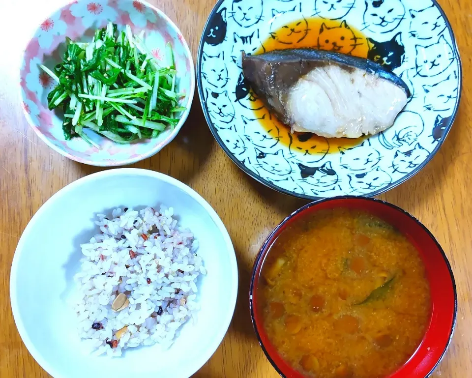 １２月１３日　ぶりのレンチンポン酢煮　水菜のナムル　なめことわかめのお味噌汁|いもこ。さん