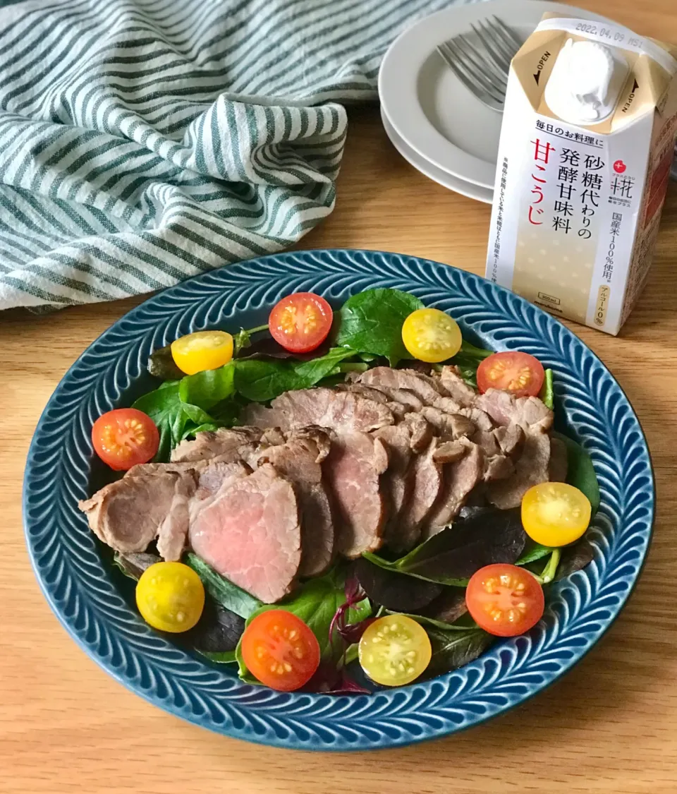 甘こうじと手作り醤油麹で漬け込んだローストポーク✨|てんのすけさん