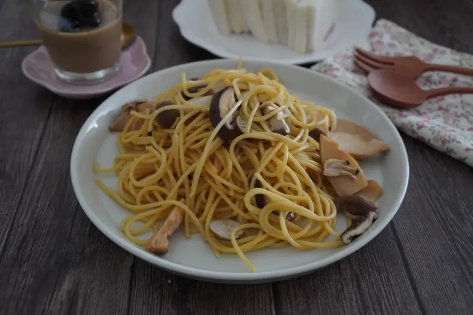 しそ醤油の和風きのこパスタ|ちいさなしあわせキッチンさん