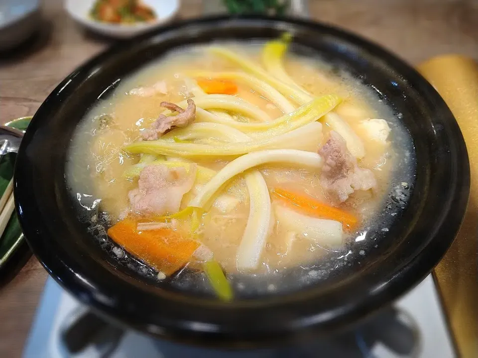 あさつきと豚バラの味噌鍋|古尾谷りかこさん