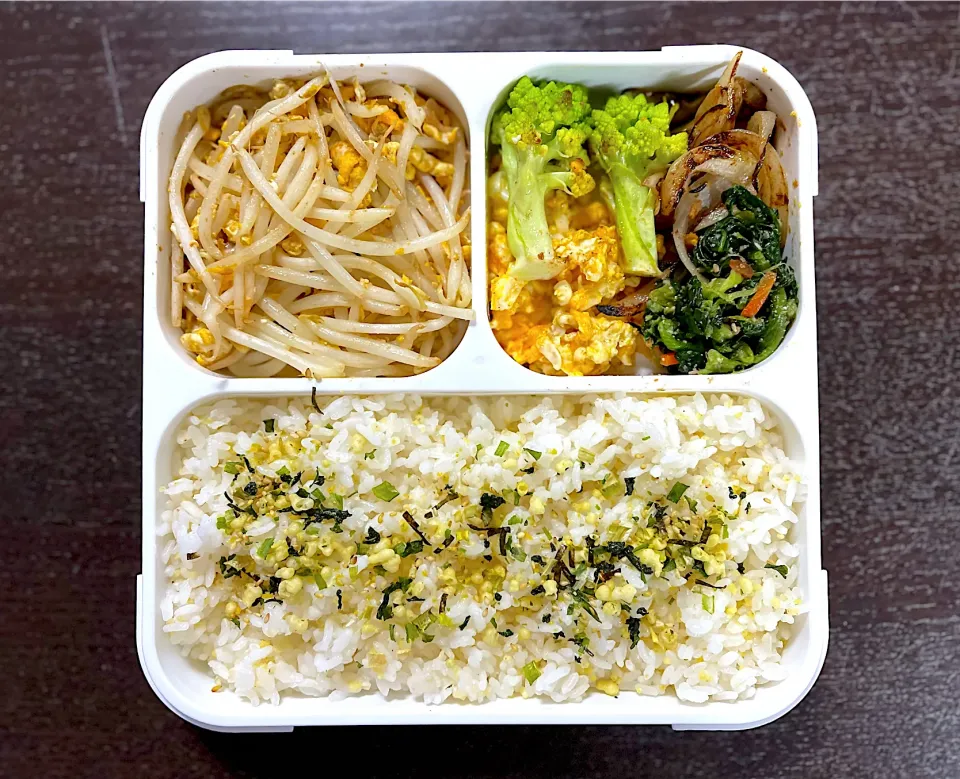 Moyashi bento|yeni kartikasariさん