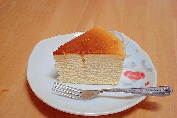 アシガンさんの卵2個でもしっかり膨らむスフレチーズケーキ #楽天レシピ|楽天レシピさん