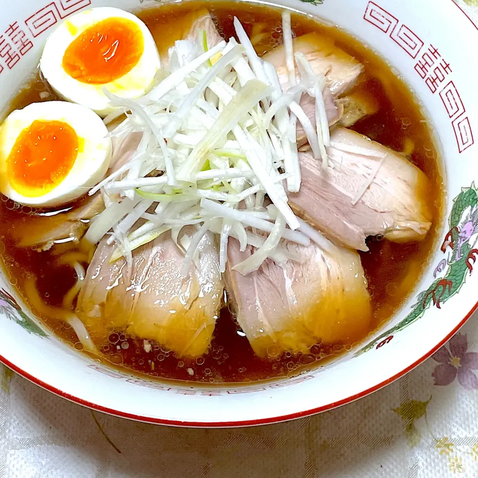 Snapdishの料理写真:予約で作った豚の角煮でチャーシューメン|つるひめさん