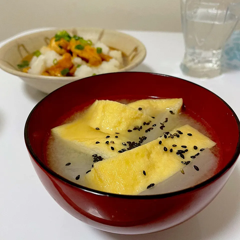 りさこさんの料理 油揚げと大根のお味噌汁|りさこさん