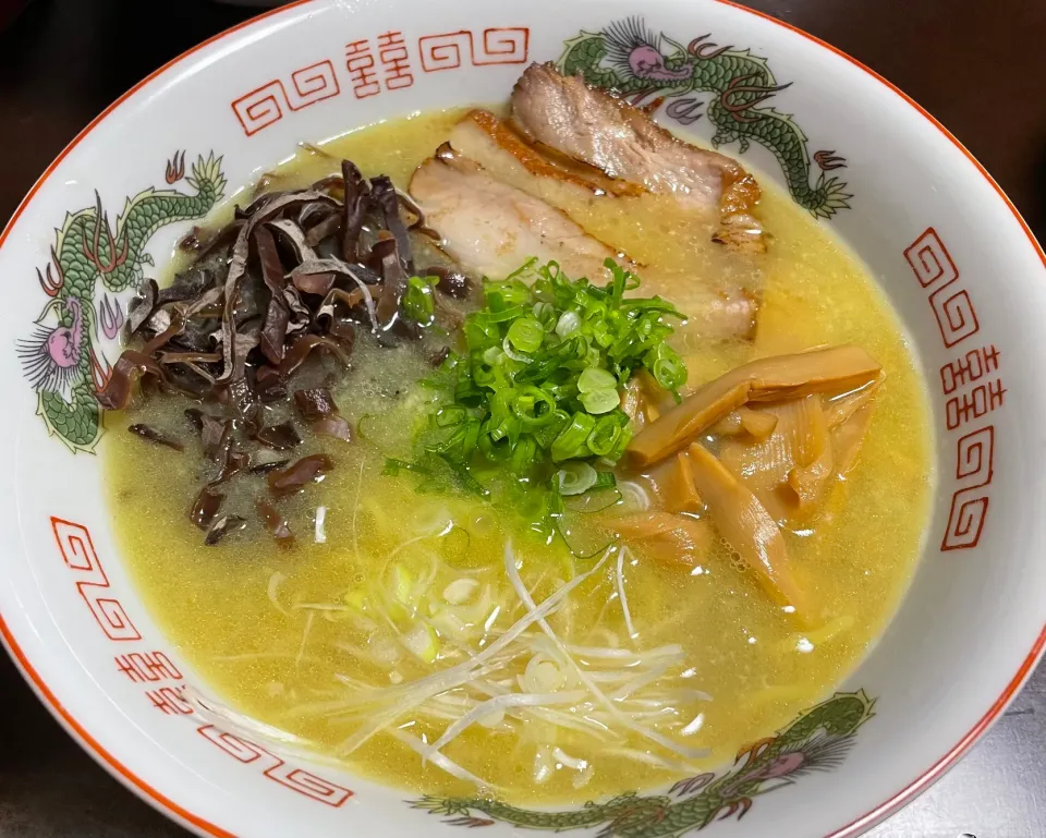 鶏白湯ラーメン|cavatさん