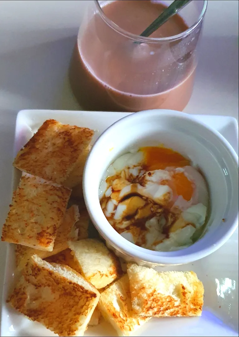 Breakfast 🧈 Toast + egg dip + hot milo 😋|🌷lynnlicious🌷さん