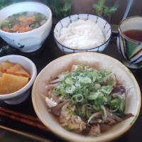 ゴボウと椎茸と豆腐の卵とじ定食