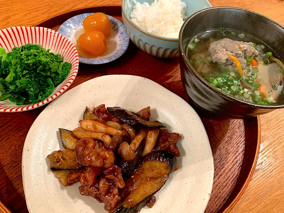 揚げ豚肉と茄子の味噌炒め🍆ニギスの団子汁🐟|いちごさん