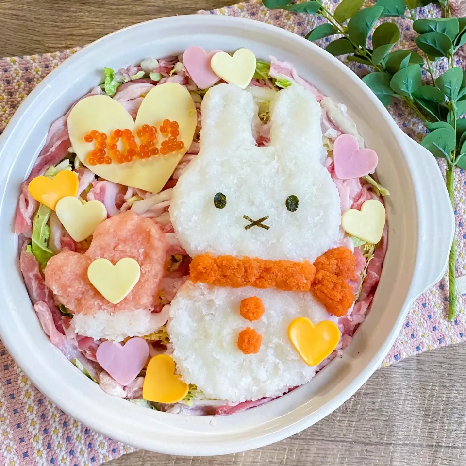 Snapdishの料理写真:ミッフィーのミルフィーユ鍋🐰🍲|suzuさん