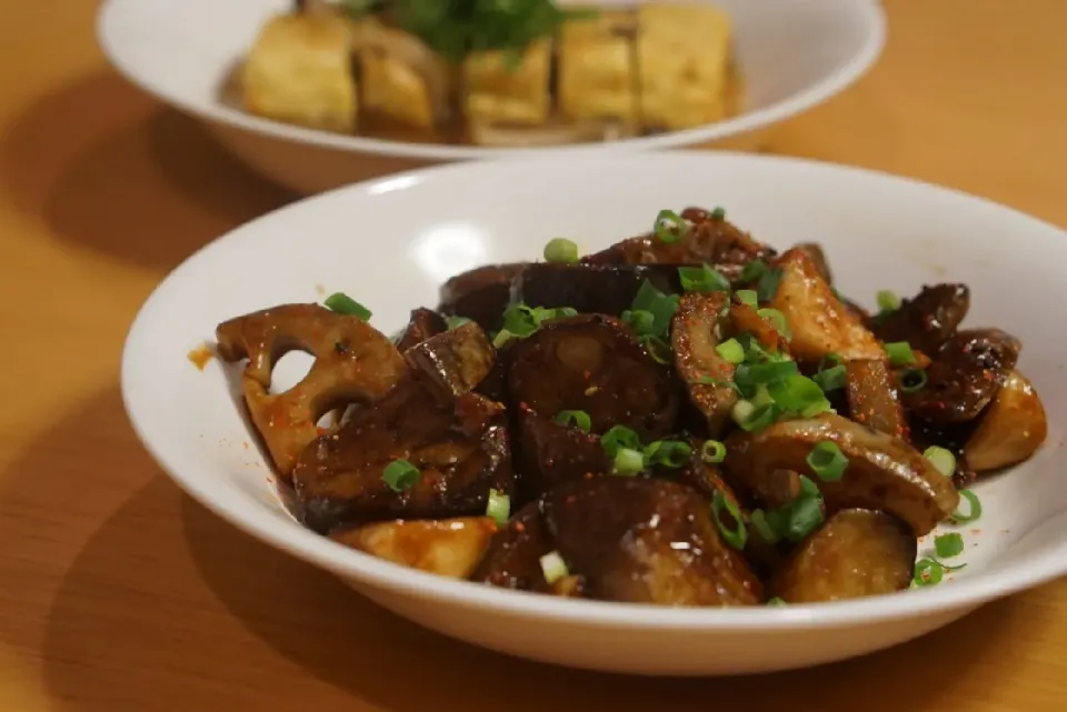 頂いた甘酒で！蓮根とナスの味噌炒め煮|こたろーさん